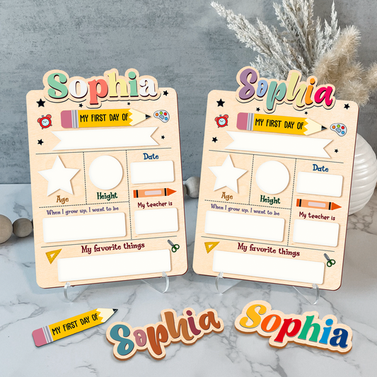 Personalized First and Day Last Day of School Sign, Interchangeable Names SS55